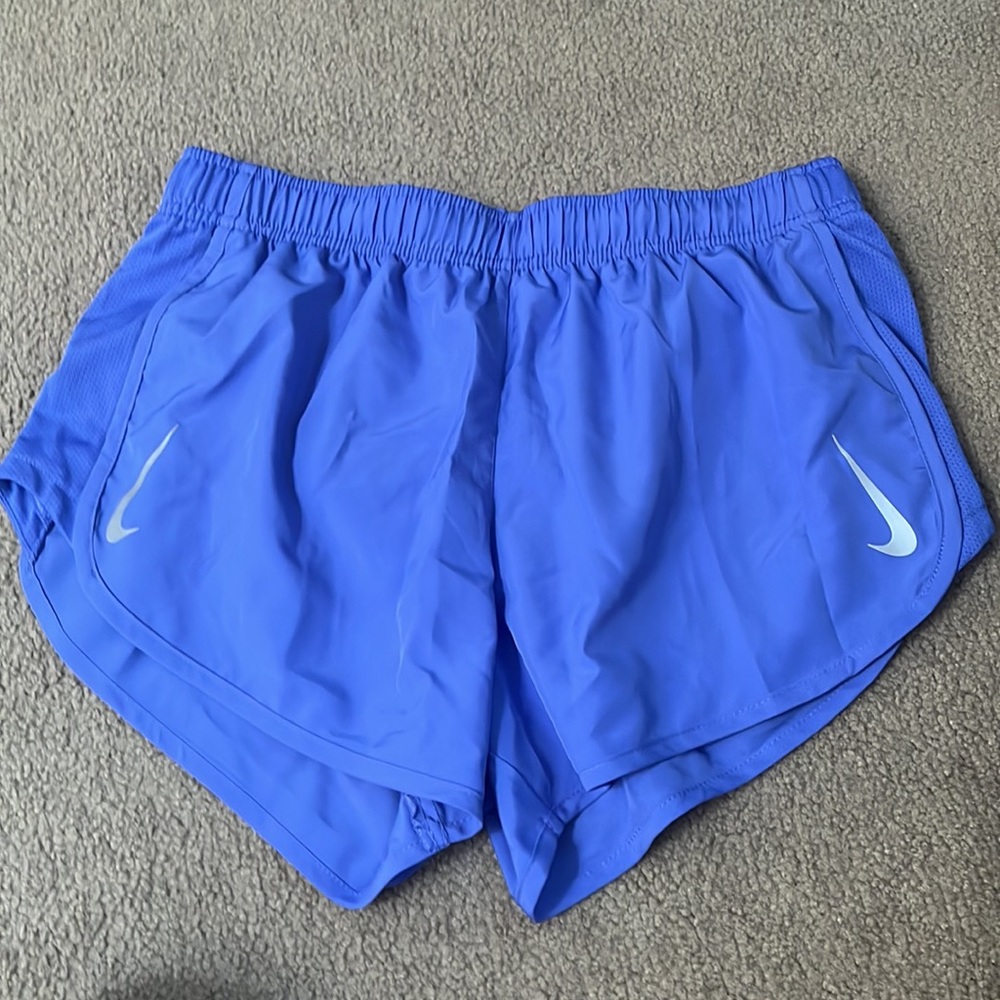 Womens Nike drifit shorts